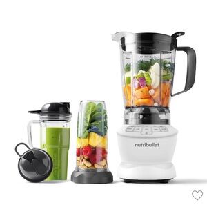 NutriBullet 1200 Watt Blender
Combo with Single Serve Cups
NBF50500